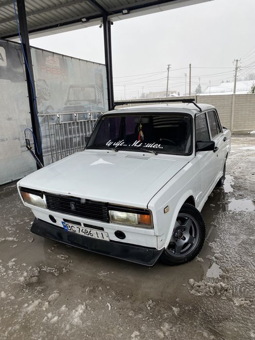 В продажі Ваз 2105