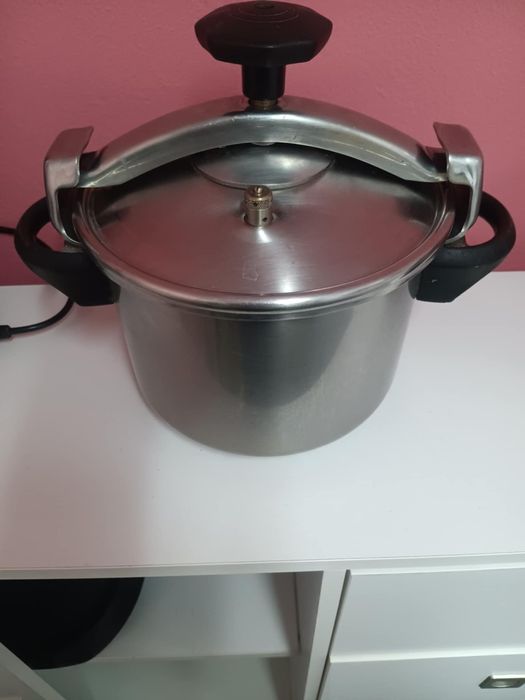 2 panelas de pressão