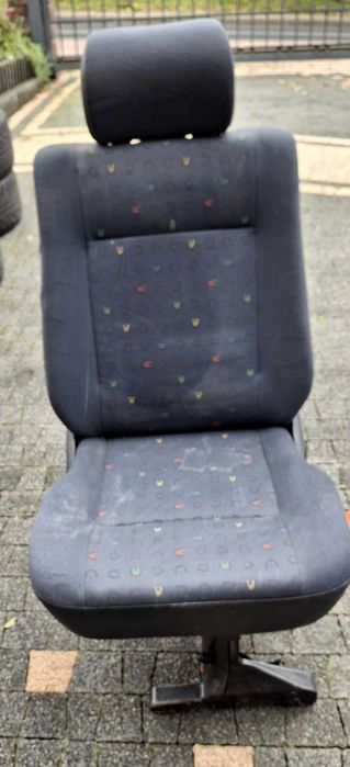Fotel do Volkswagen T4   koziołek