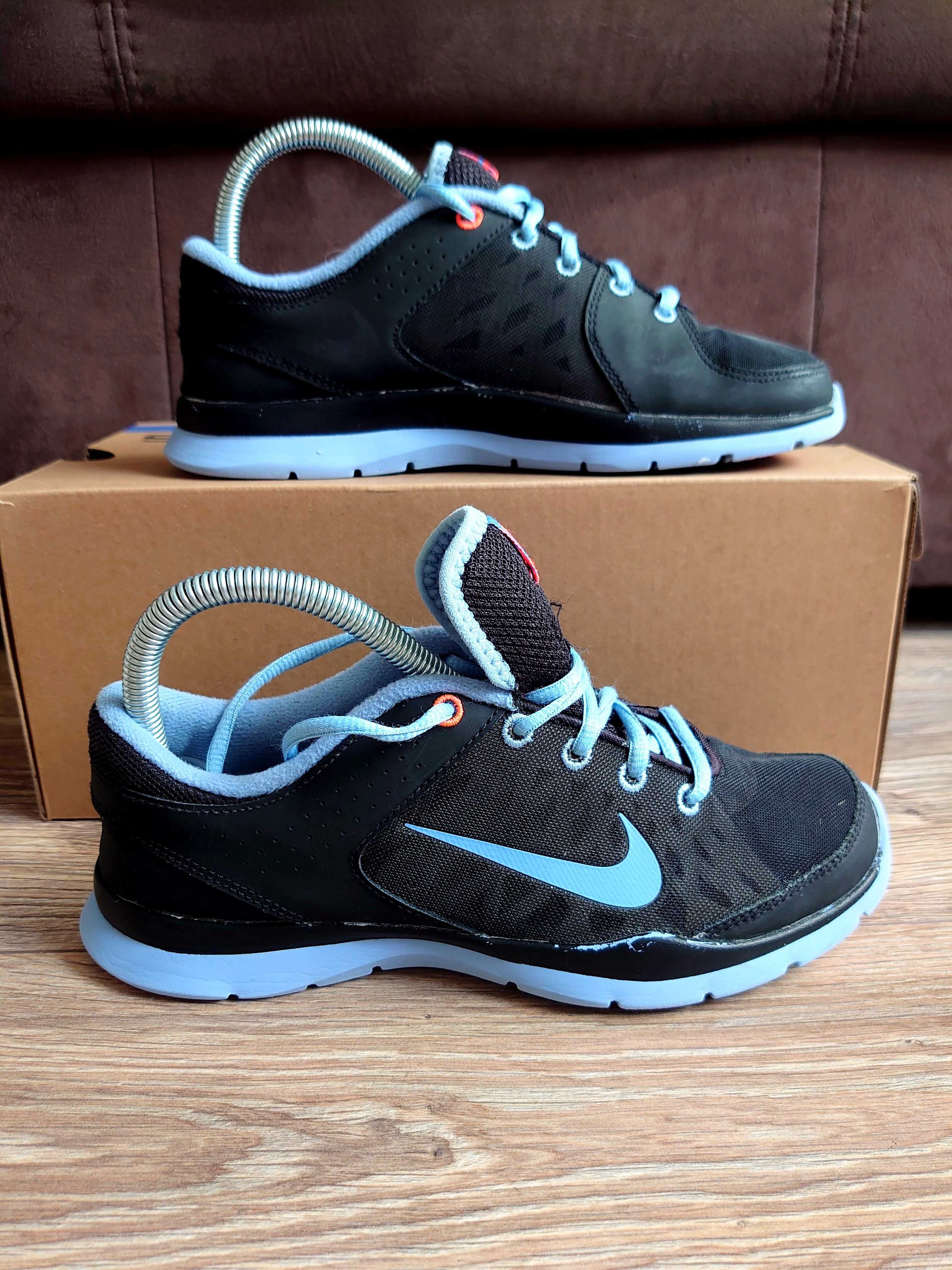 Nike Buty do biegania 38