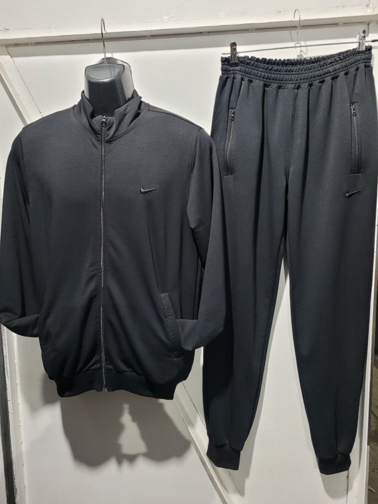 Мужские спортивные костюмы. Турция. NIKE. M- 3XL.