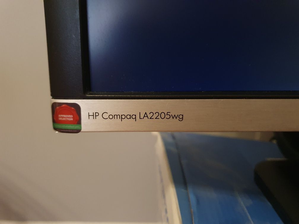 Monitor Hp LA2205WG 22'' cali 1680x1050 LCD