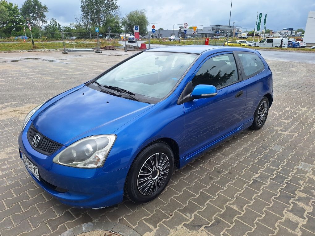 Honda Civic 1.4 benzyna rok 2004 sprawna klimatyzacja