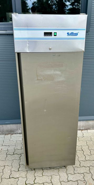 Szafa Chłodnicza RILLING 600L Lodówka Chłodnia 69x81x205CM