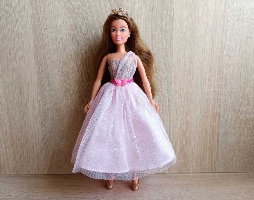 Oryginalna lalka Dream Ella *Let's Celebrate*. MGA 2020