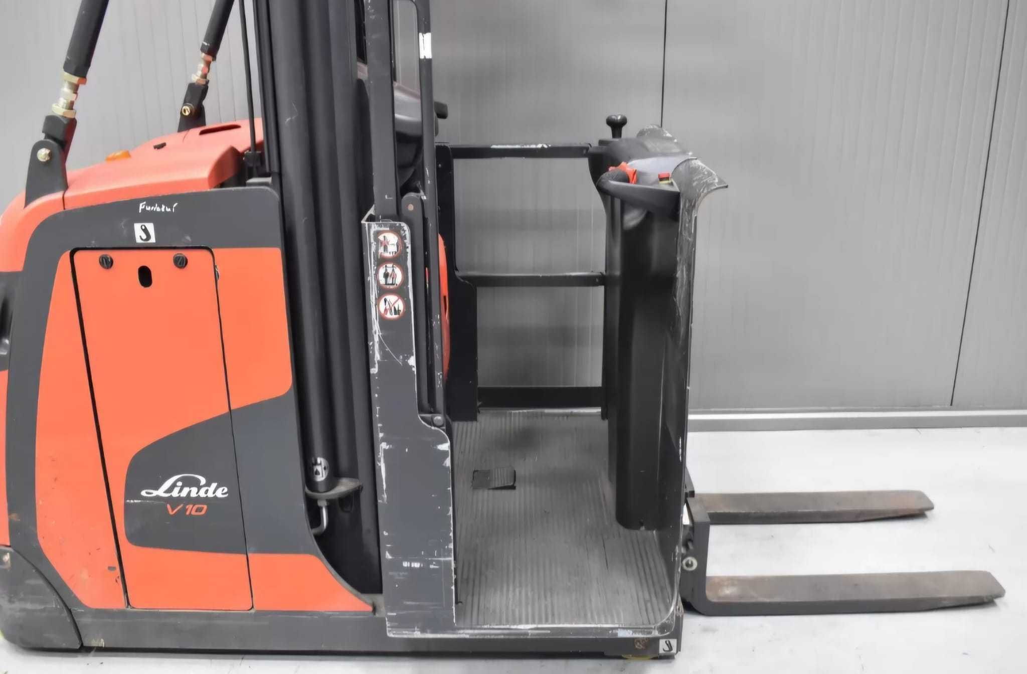 Order Picker Linde