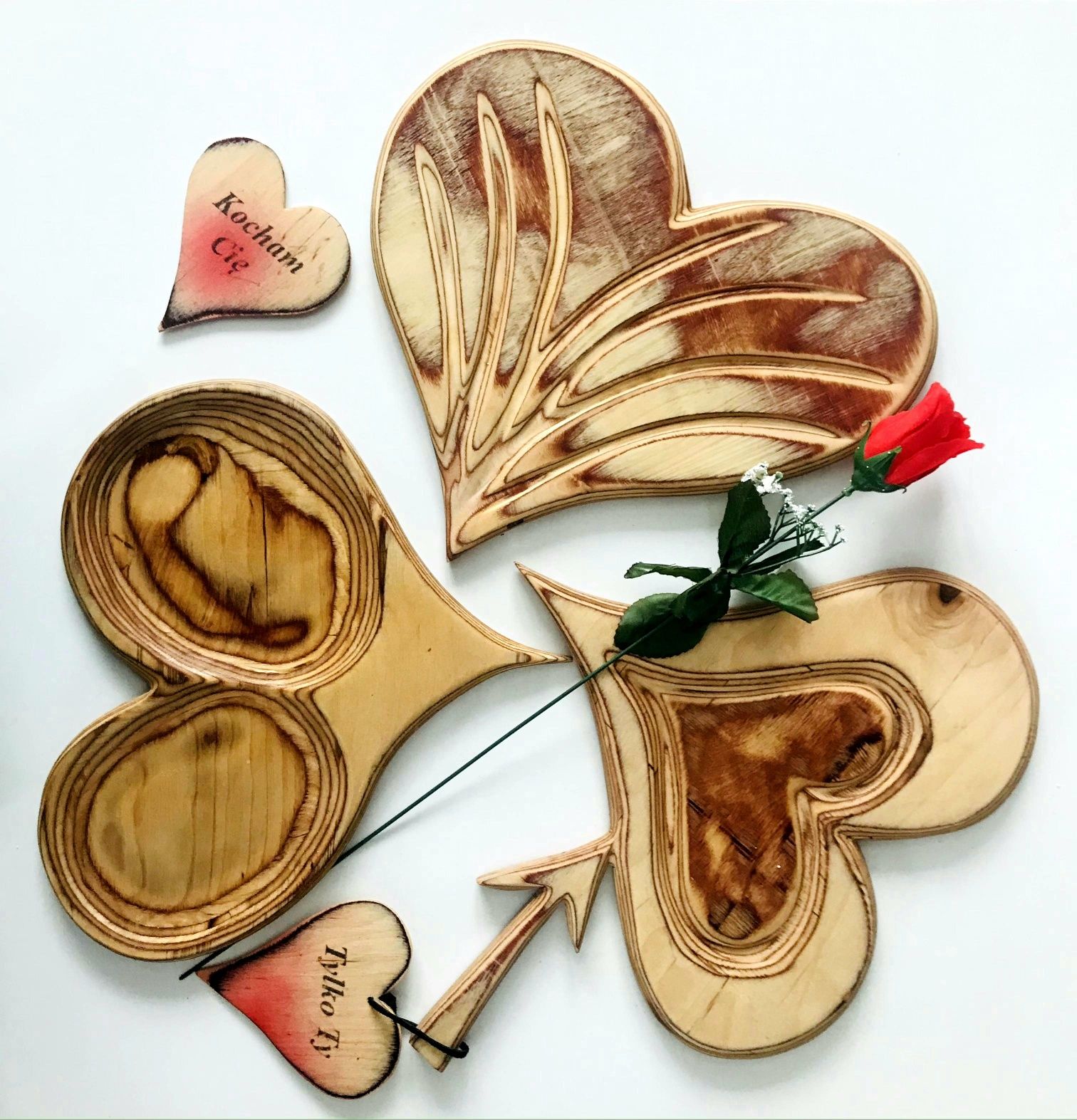 Zawieszki drewniane ozdobne serce 2w1 podstawki pod napoje 12 cm