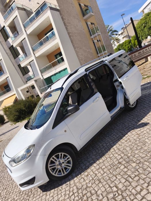 Ford Tourneo Courier 1.0 Gasolina 5 lugares 2015