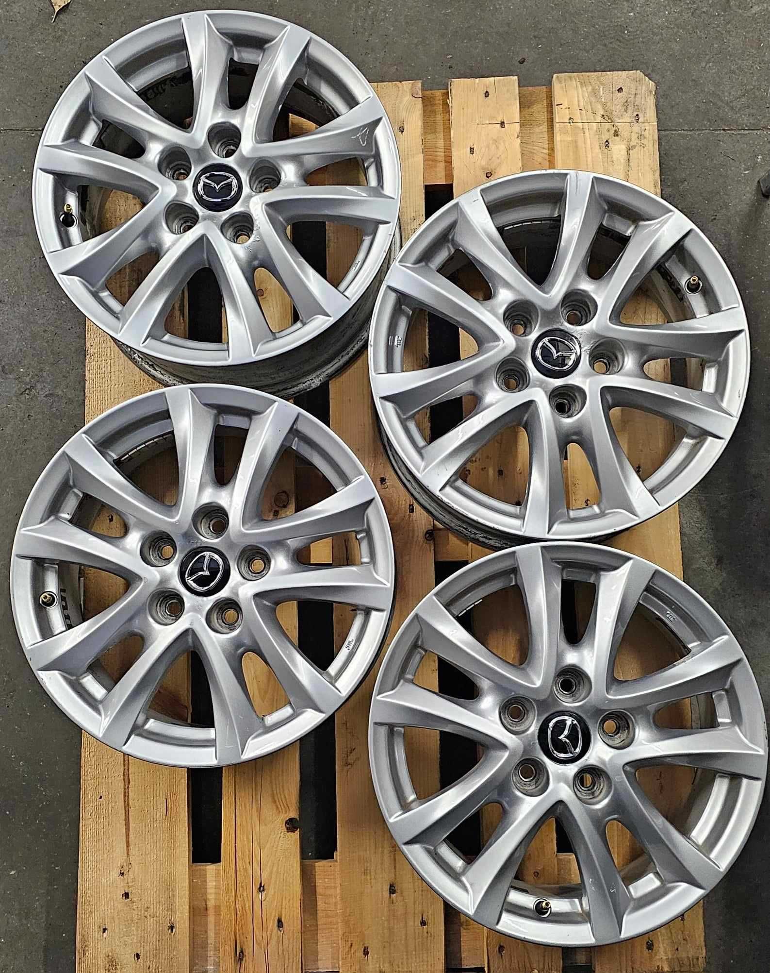 Felgi 5 x 114,3 16'' rok 2014 Mazda 3