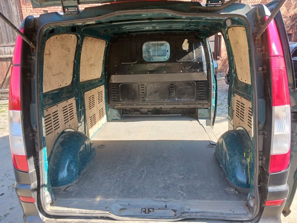 Mercedes Vito 2004r Automat Klima Hak Dobry Stan