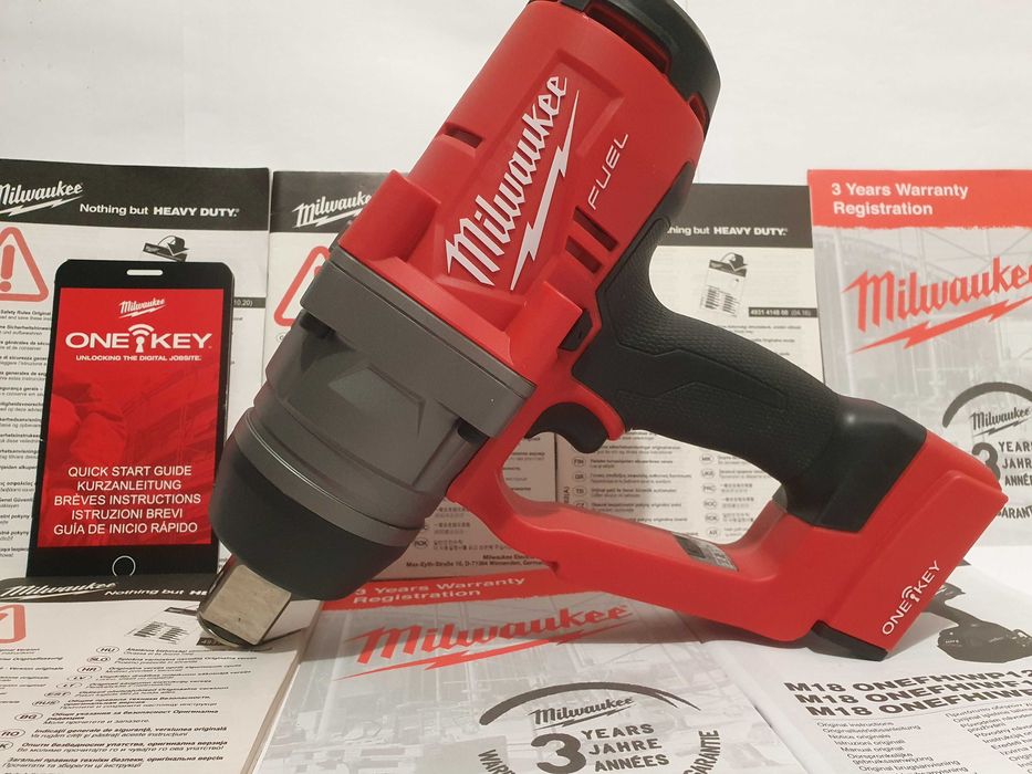 Klucz udarowy MILWAUKEE M18 ONEFHIWF 1'' bez aku sam korpus 2400Nm