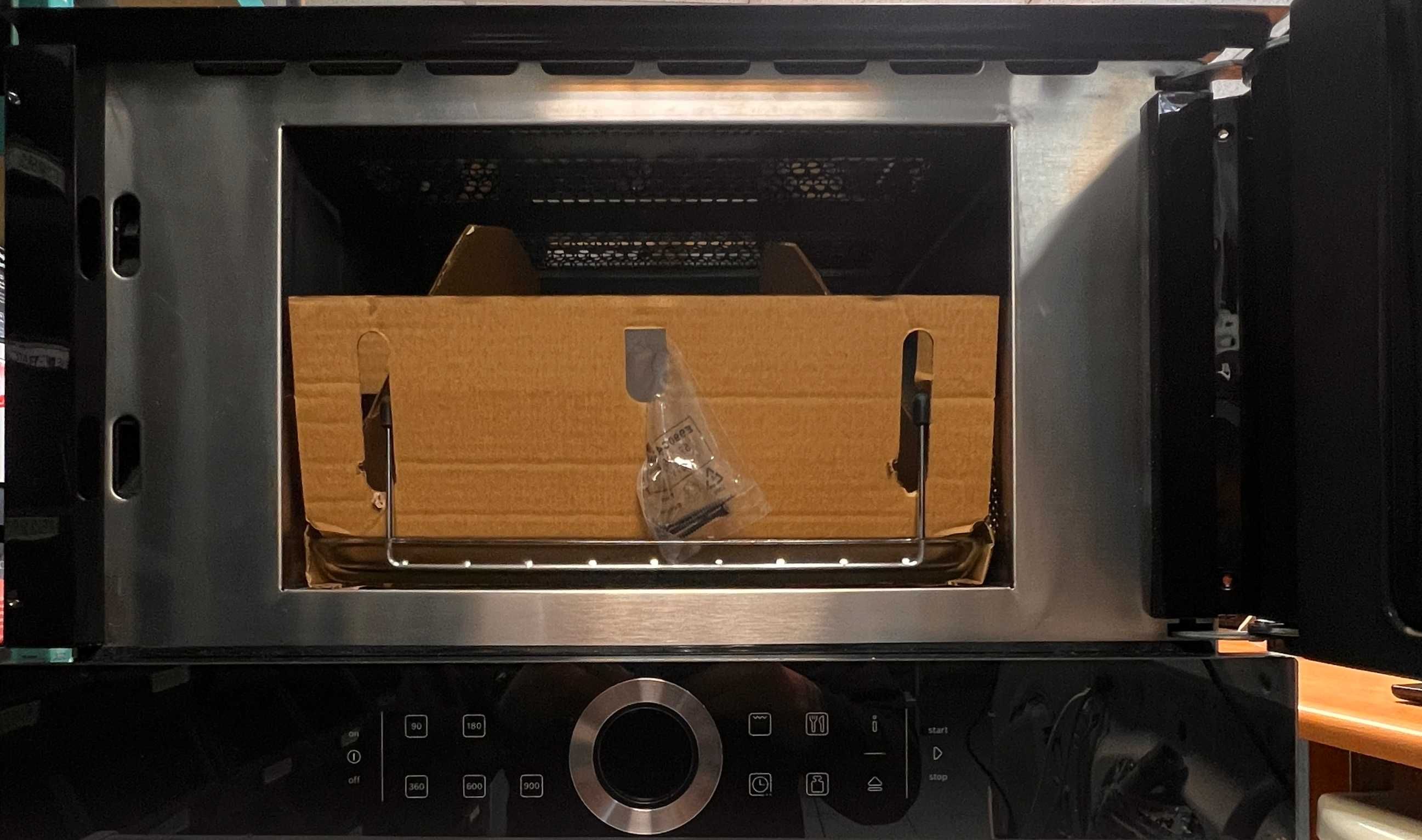 Outlet Agd: Mikrofala do zabudowy Bosch BER634GB1 Warszawa