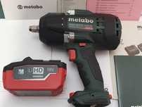Komplet klucz  + aku 18v 6,2Ah METABO SSW 18 LTX 1450 BL moc 1900Nm