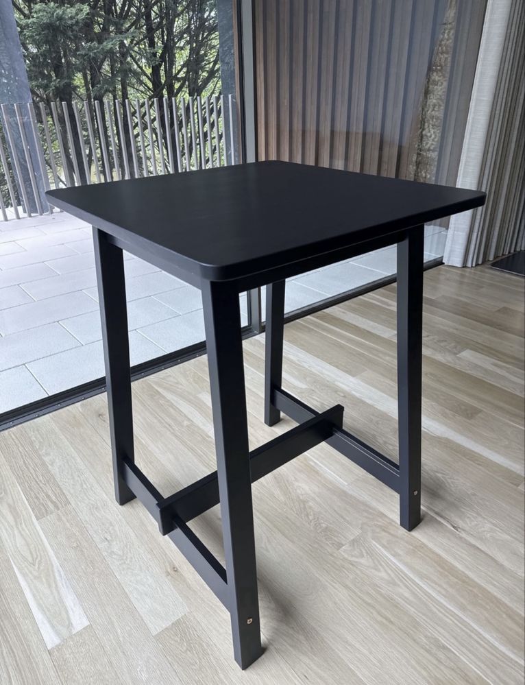 Mesa alta preta IKEA Norraker