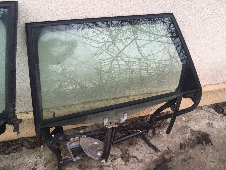 Стеклоподъемники задние со стеклами Ауди А6с5