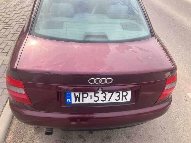 Audi A4B5 1.8 1997