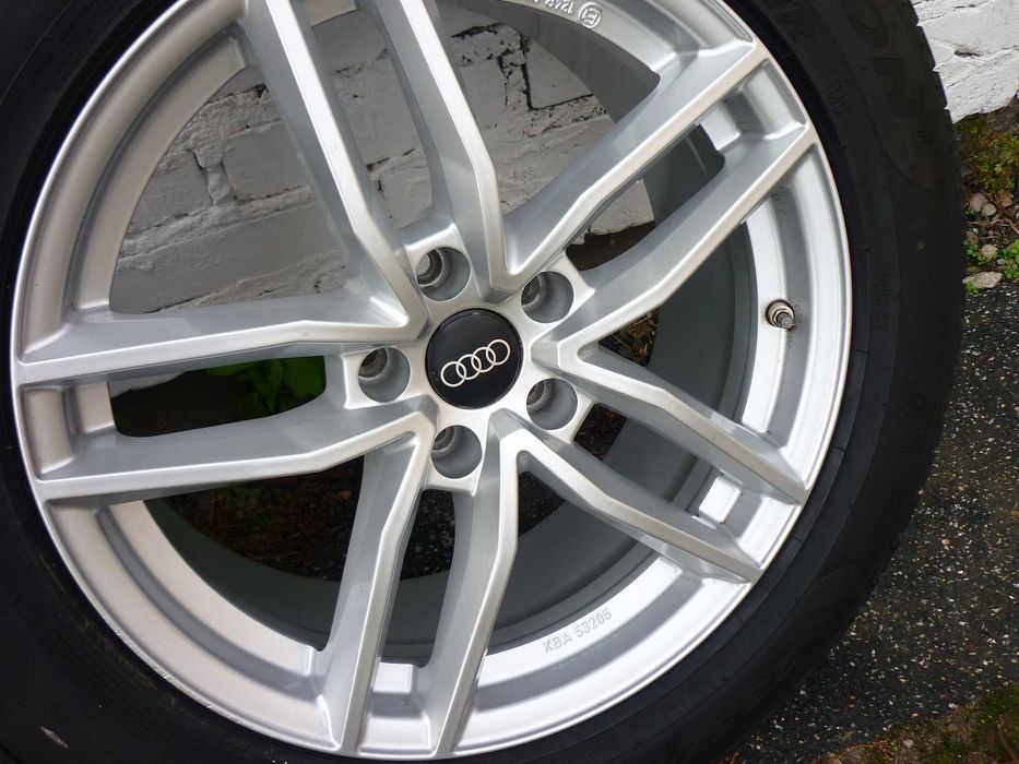 [425] AUDI Q5  8x18 et39 + 235/60/18 PIRELLI winter 5x112