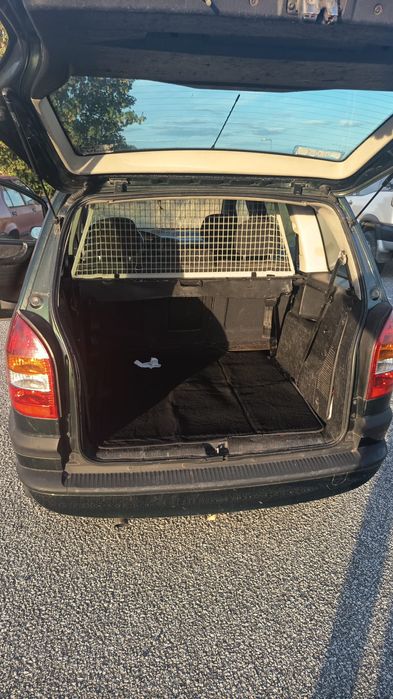 Zafira 7 lugares 2.0Dti 82 cv