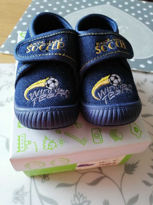 Kapcie dziecięce 20 Bobbi-Shoes Deichmann rzep NOWE