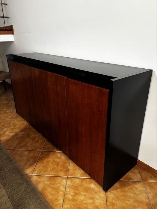 Sala de Jantar (Aparador, Mesa extensível e Cadeiras)