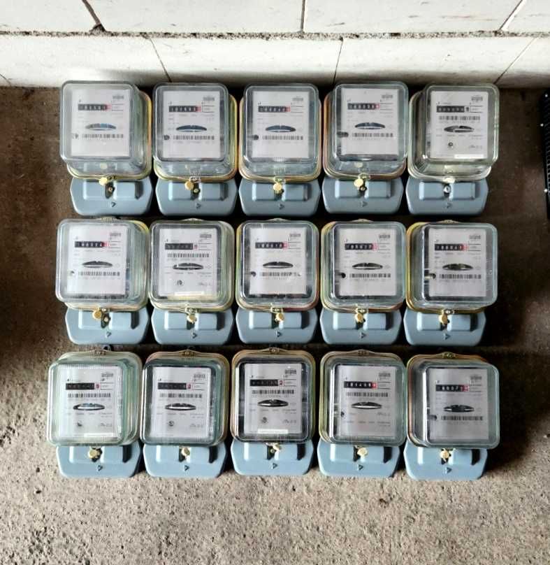 Liczniki energii elektrycznej tradycyjne 15 szt.