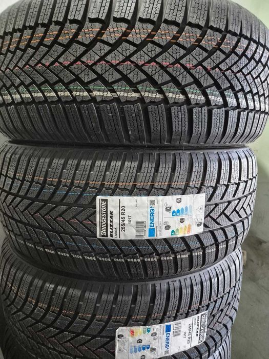 Шини Зима Audi Q4 Q5 E-Tron VW ID4 235/50 255/45 R20 Bridgestone LM005