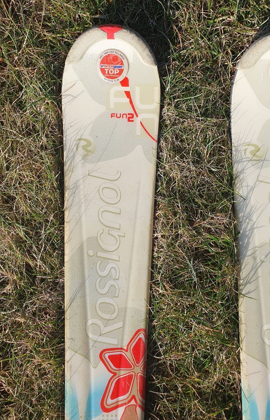 Narty zjazdowe 162cm Rossignol