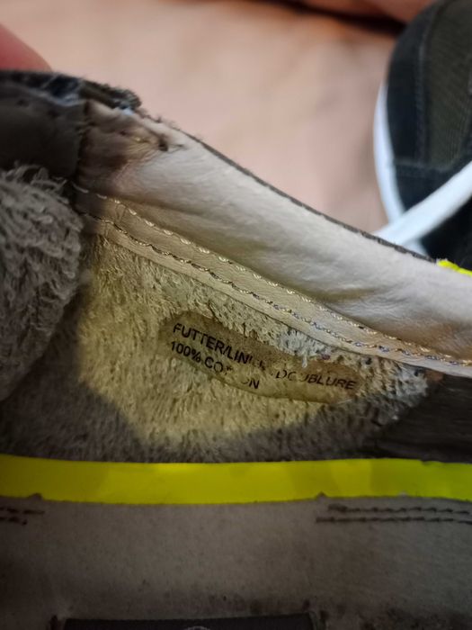 Buty sportowe halowe damskie Bugatti  rozmiar 41 /25.5