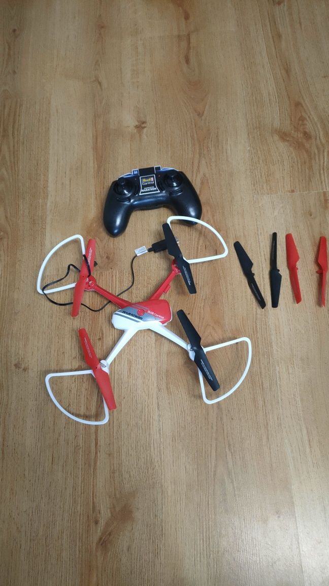 Dron Revell control xtreme line quadrocopter marathon 24898
