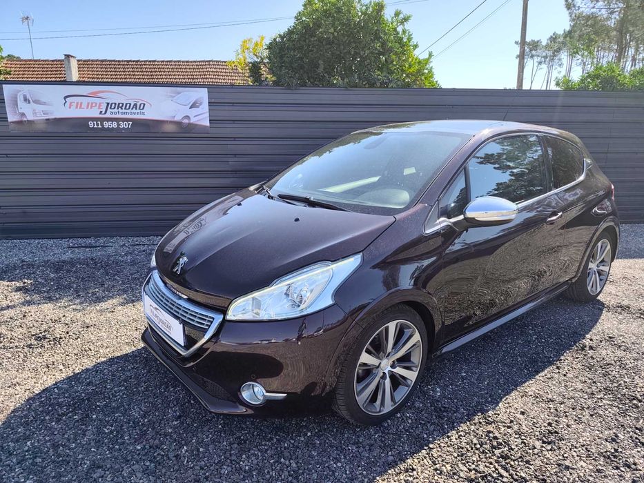 PEUGEOT 208 1.6HDI modelo XY