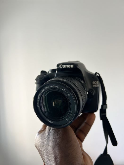 Camera profissional canon 1100D
