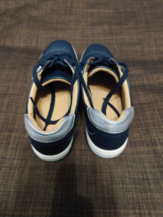 Женские кожаные кроссовки Hotter Cara Wide Fit (41р.26см)