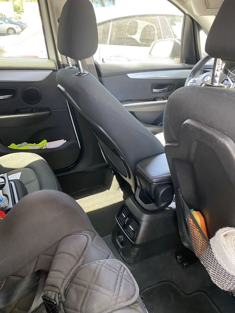 BMW Série 2 Active Tourer 216d – Nacional, muito estimada