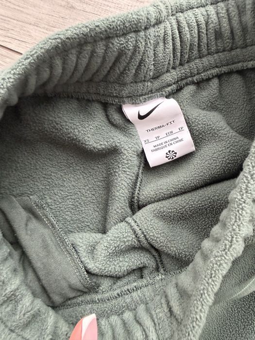 Флісові джогери Nike жіночі