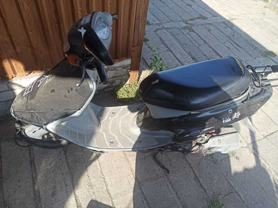 Продам скутер 50кубов