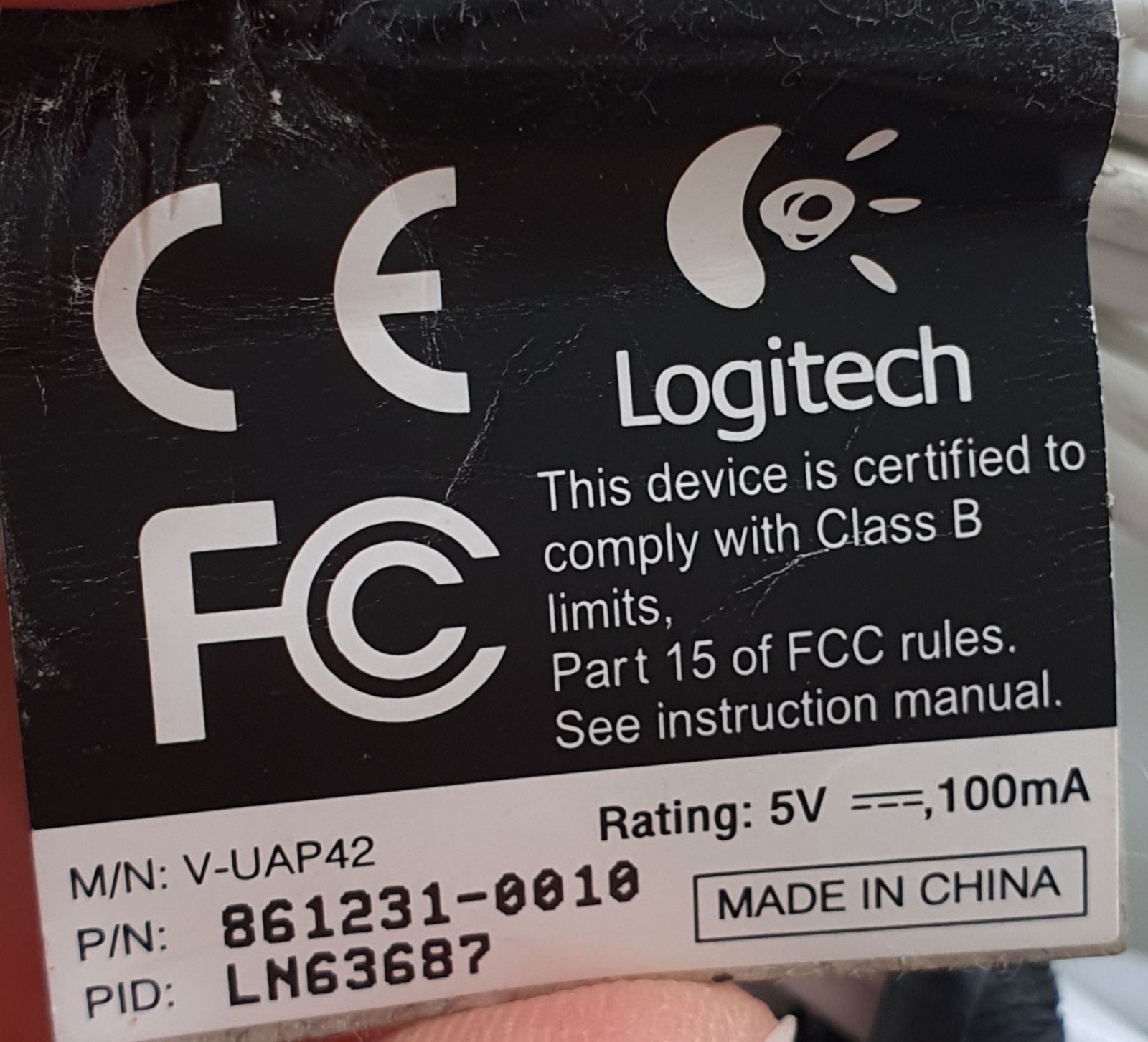 Web камера Logitech QuickCam Chat V-UAP42
Есть 2шт. 
Цена 150грн/шт.