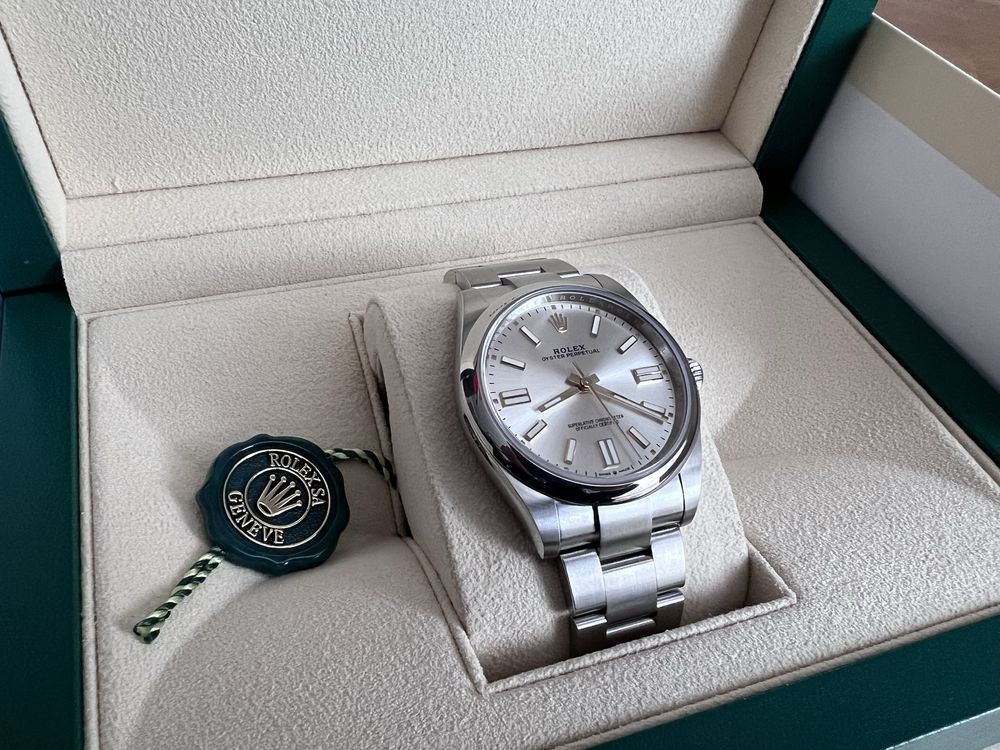 Rolex Oyster Perpetual 41 Silver