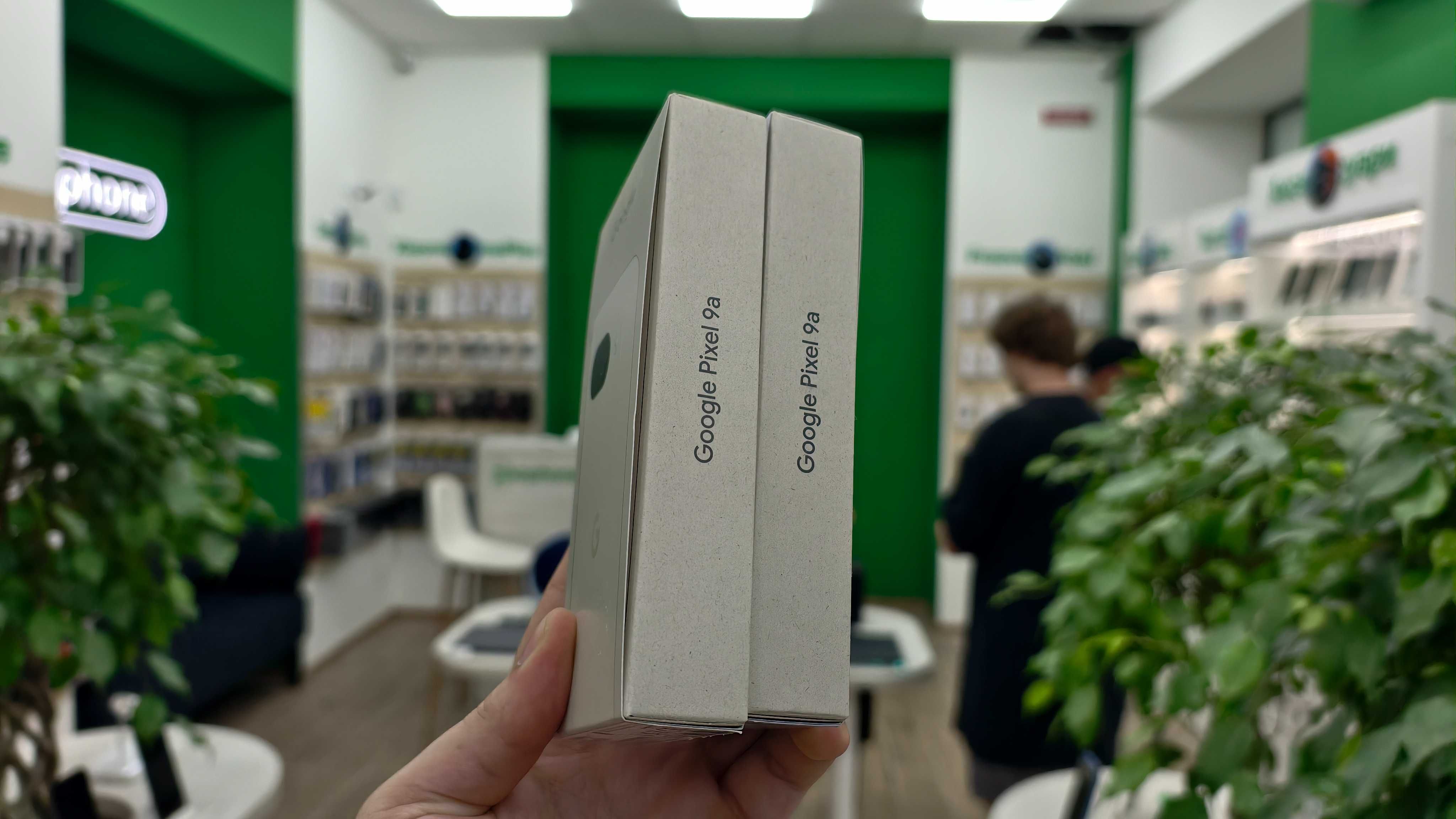 Магазин NEW Google Pixel 9a 8/128GB Iris/Porcelain Гарантія Trade In