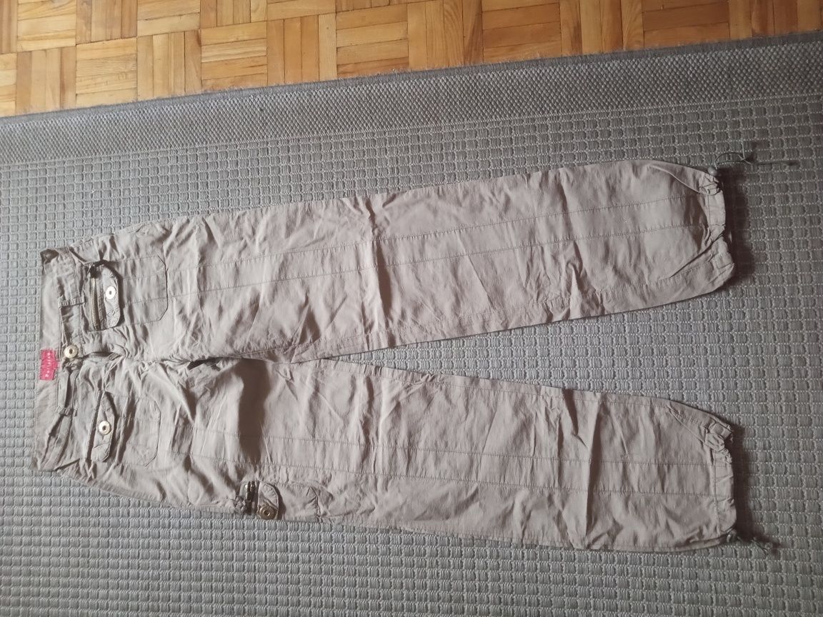 bojówki dziewczęce