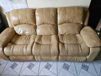 Sofa skurzana  3 osobowa + 2 fotele skóra