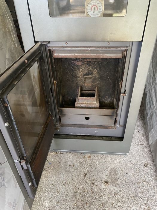 Salamandra a pellets com forno 10KW