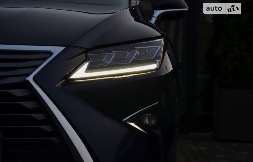 Lexus RX-300 2018