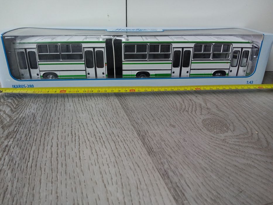 Model autobusu Ikarus 280