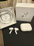 Airpods Pro 2 Geração c/cancelamento ruido, pouco uso