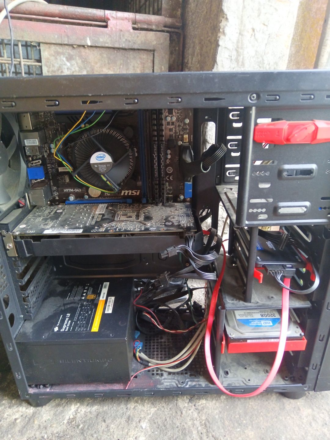 Komputer Do Gier i5 12gb ram