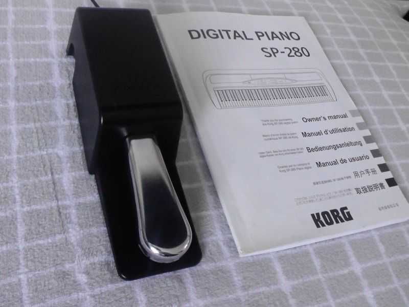 Korg SP-280 Pianino Cyfrowe + nogi + zasilacz + karton