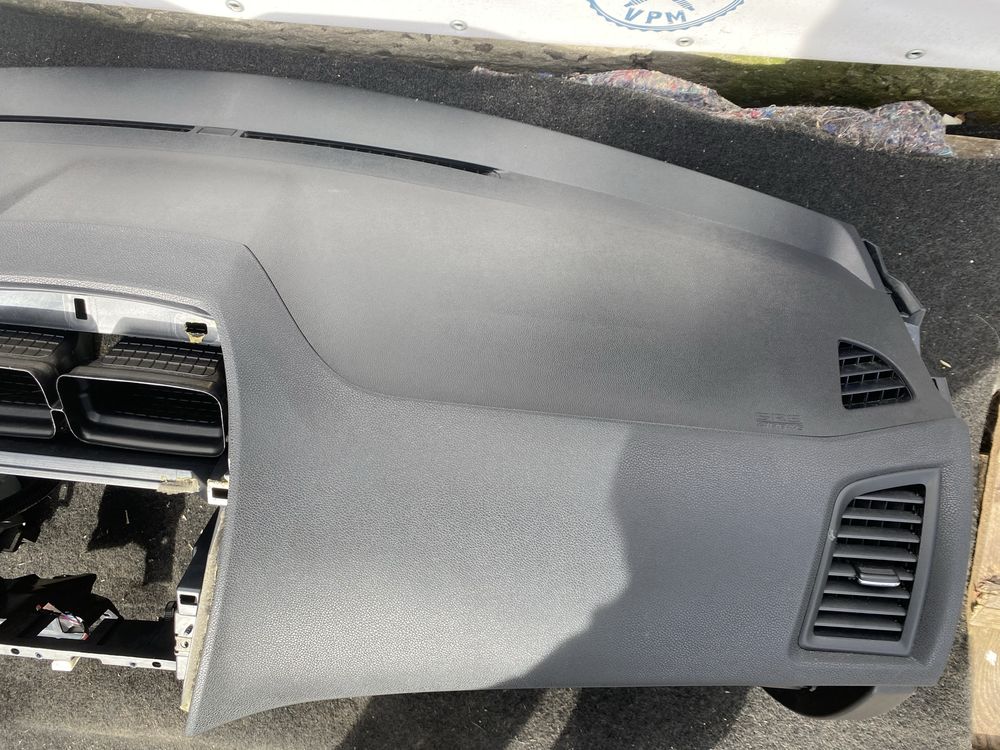 Торпедо, консоль, панель airbag, безпека Mitsubushi ASX Outlander 10-