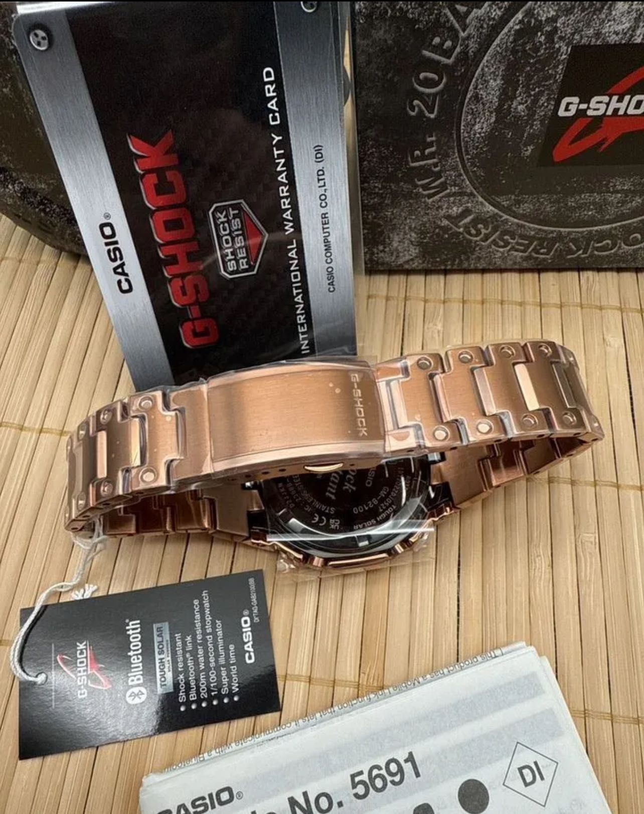 Часы наручные Casio G-Shock GM-B2100GD-5A