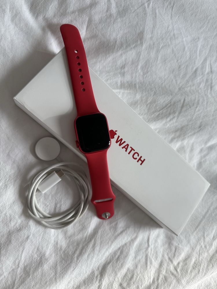 Apple Watch seria 9 41mm Red S/M
