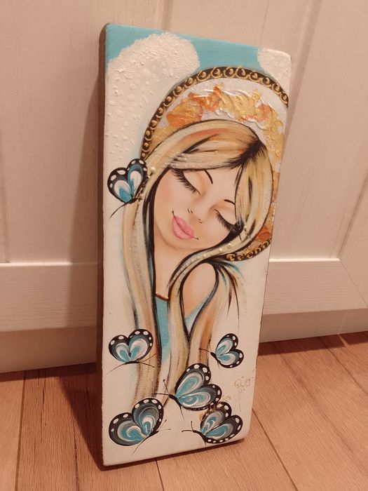 Aniołek na drewnie na różne okazje